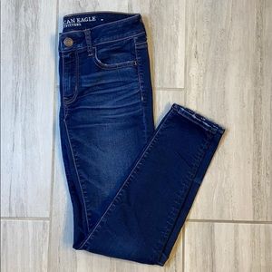 American Eagle Distressed Stretch Jegging Jeans